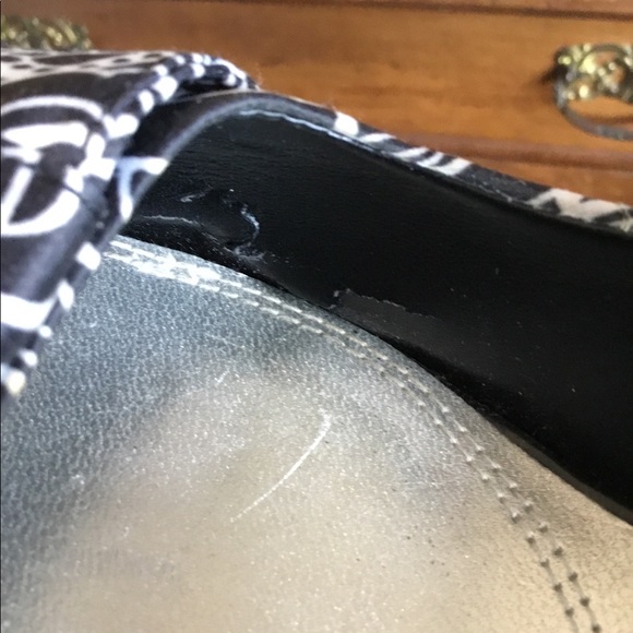 Beautiful black/ white floral sling-backs. 3 for $15. - Picture 5 of 6